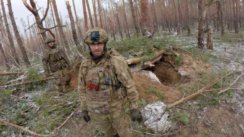 Ukraine: Enemy in the Woods gets close to the trauma of battle